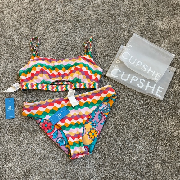 NWT CUPSHE Swimsuit - Picture 1 of 5